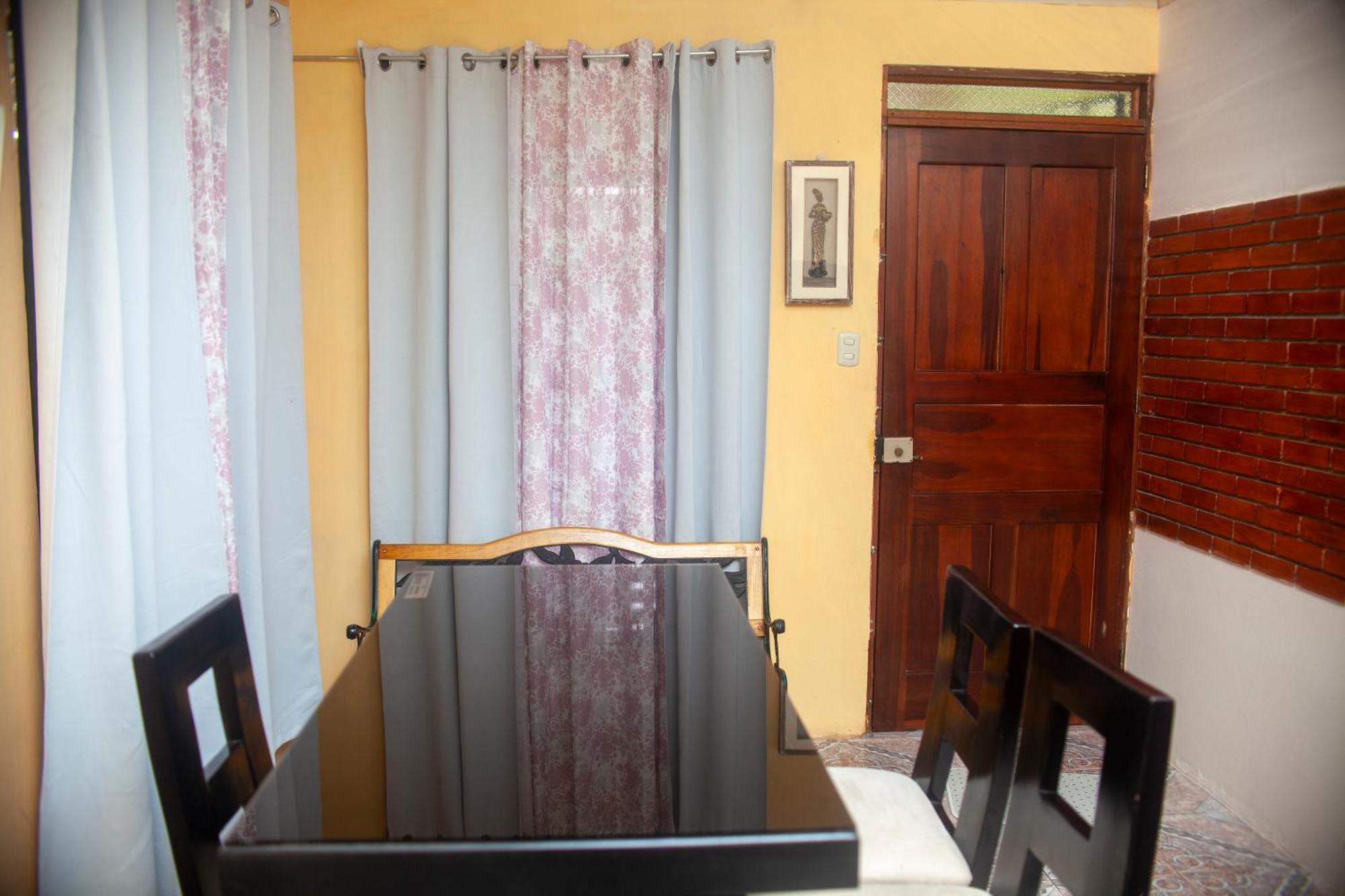 Apartamento Daly #1 Guápiles Eksteriør bilde